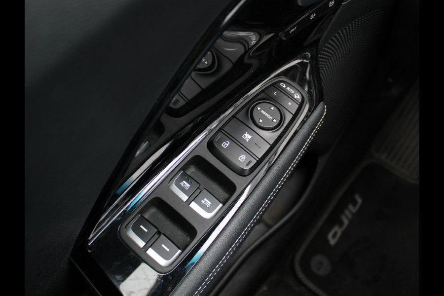 Kia e-Niro ExecutiveLine 64 kWh | Nederlandse dealer onderhouden auto | Trekhaak |