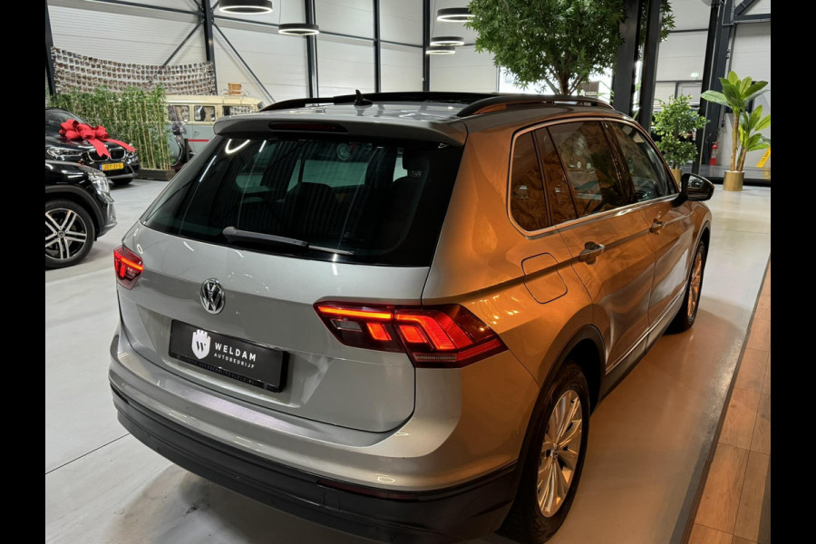 Volkswagen Tiguan 1.5 TSI ACT Comfortline Business Garantie Memory Pano Carplay 360 Camera Elek Achterklep StoelVW ACC Rijklaar