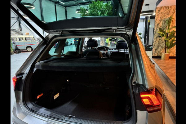 Volkswagen Tiguan 1.5 TSI ACT Comfortline Business Garantie Memory Pano Carplay 360 Camera Elek Achterklep StoelVW ACC Rijklaar