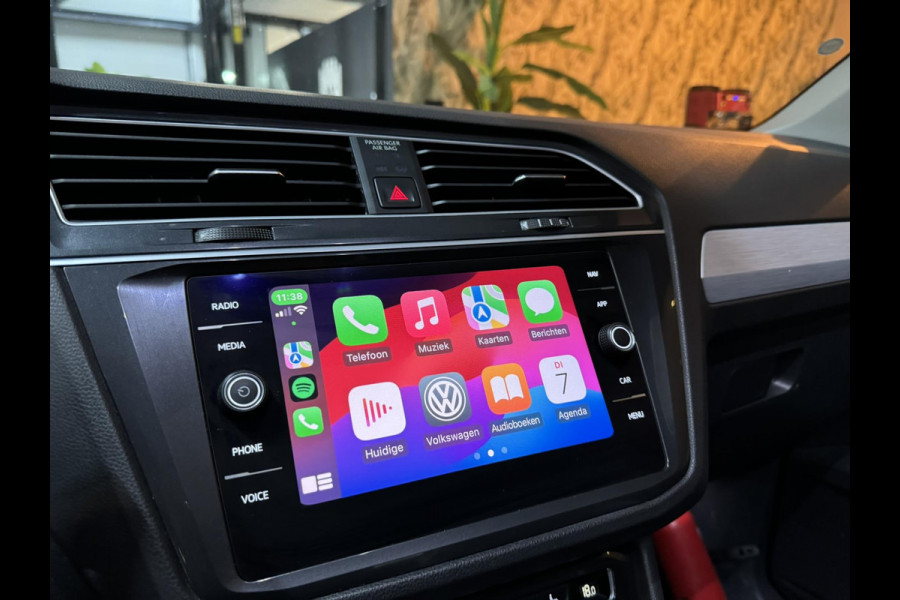 Volkswagen Tiguan 1.5 TSI ACT Comfortline Business Garantie Memory Pano Carplay 360 Camera Elek Achterklep StoelVW ACC Rijklaar