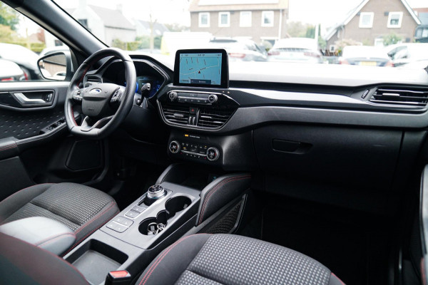 Ford Kuga 2.5 PHEV ST-Line | Automaat | Adaptieve Cruise Control | Lane assist | LED | Stoelverwarming | Camera | Lane Keeping