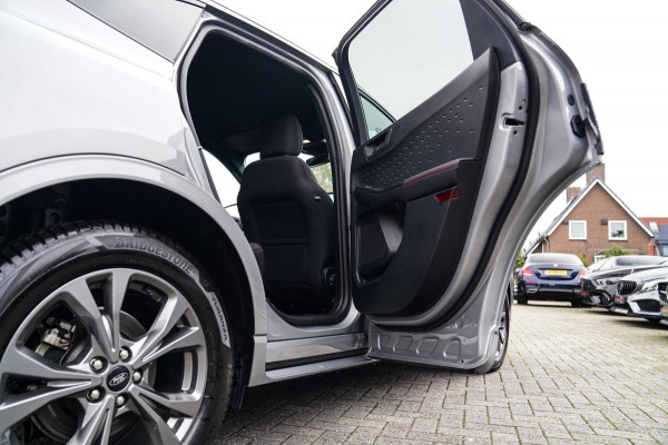 Ford Kuga 2.5 PHEV ST-Line | Automaat | Adaptieve Cruise Control | Lane assist | LED | Stoelverwarming | Camera | Lane Keeping