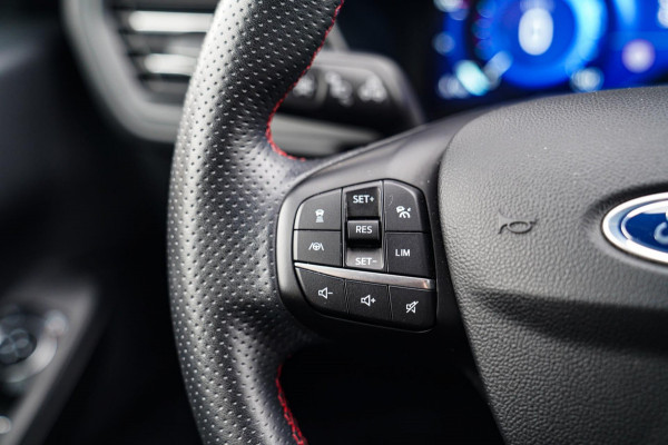 Ford Kuga 2.5 PHEV ST-Line | Automaat | Adaptieve Cruise Control | Lane assist | LED | Stoelverwarming | Camera | Lane Keeping