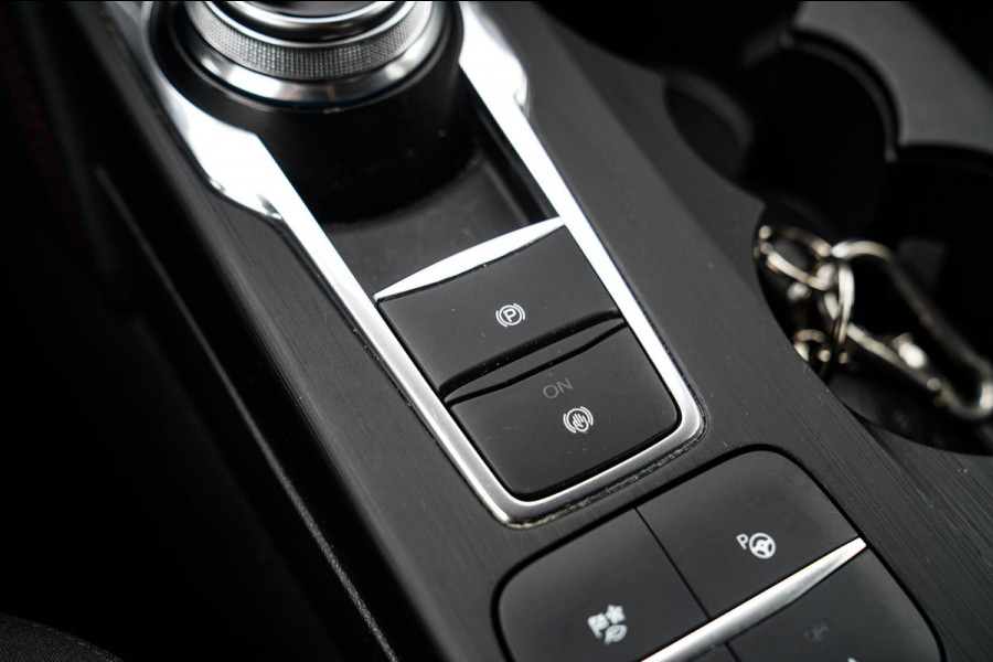 Ford Kuga 2.5 PHEV ST-Line | Automaat | Adaptieve Cruise Control | Lane assist | LED | Stoelverwarming | Camera | Lane Keeping