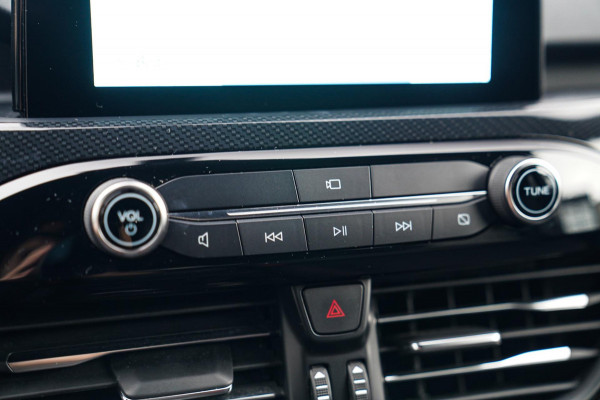 Ford Kuga 2.5 PHEV ST-Line | Automaat | Adaptieve Cruise Control | Lane assist | LED | Stoelverwarming | Camera | Lane Keeping