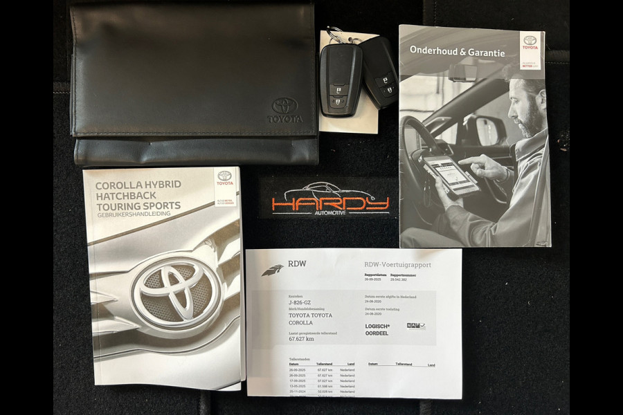 Toyota Corolla 1.8 Hybrid Business Trekhaak Apple Carplay Rijklaarprijs