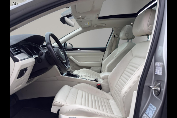 Volkswagen Passat Variant 1.4 TSI GTE Highline | Leder Stoel en verwarmd   | Head-up | Trekhaak Wegklap | Pano | Volkswagen Passat Variant 1.4 TSI GTE Highline | Leder Stoel en verwarmd   | Head-up | Trekhaak Wegklap | Pano |