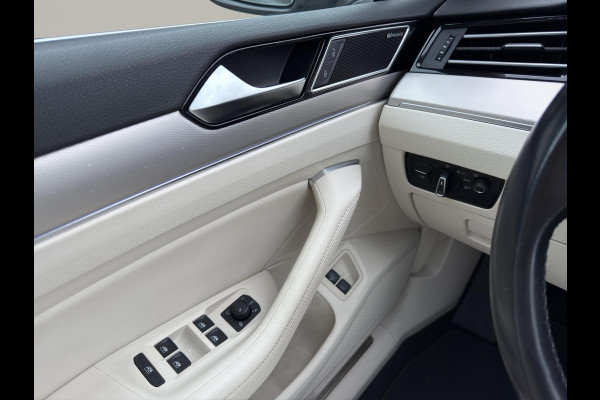 Volkswagen Passat Variant 1.4 TSI GTE Highline | Leder Stoel en verwarmd   | Head-up | Trekhaak Wegklap | Pano | Volkswagen Passat Variant 1.4 TSI GTE Highline | Leder Stoel en verwarmd   | Head-up | Trekhaak Wegklap | Pano |