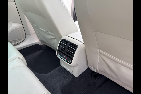 Volkswagen Passat Variant 1.4 TSI GTE Highline | Leder Stoel en verwarmd   | Head-up | Trekhaak Wegklap | Pano | Volkswagen Passat Variant 1.4 TSI GTE Highline | Leder Stoel en verwarmd   | Head-up | Trekhaak Wegklap | Pano |