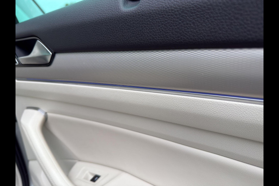 Volkswagen Passat Variant 1.4 TSI GTE Highline | Leder Stoel en verwarmd   | Head-up | Trekhaak Wegklap | Pano | Volkswagen Passat Variant 1.4 TSI GTE Highline | Leder Stoel en verwarmd   | Head-up | Trekhaak Wegklap | Pano |
