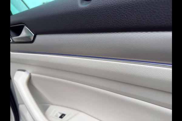 Volkswagen Passat Variant 1.4 TSI GTE Highline | Leder Stoel en verwarmd   | Head-up | Trekhaak Wegklap | Pano | Volkswagen Passat Variant 1.4 TSI GTE Highline | Leder Stoel en verwarmd   | Head-up | Trekhaak Wegklap | Pano |