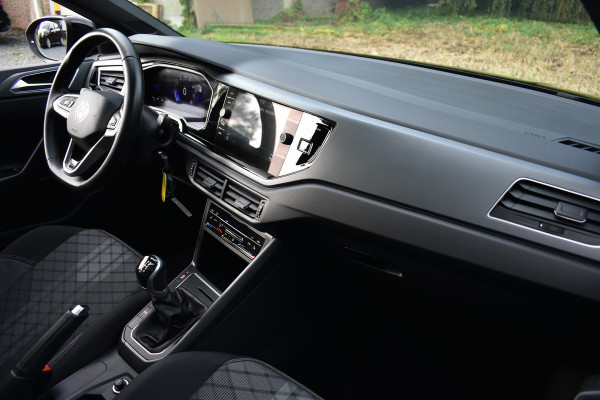 Volkswagen Taigo TSI 110PK R-LINE SPORT IQ-LIGHT/CARPLAY/PANORAMADAK