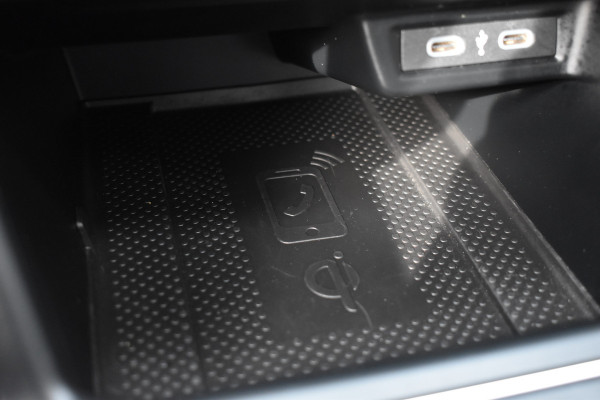 Volkswagen Taigo TSI 110PK R-LINE SPORT IQ-LIGHT/CARPLAY/PANORAMADAK