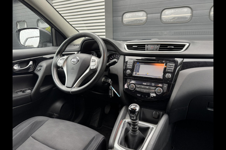 Nissan QASHQAI 1.2 N-Connecta | Navigatie | Camera | DAB | Lichtmetalen Velgen | Trekhaak |