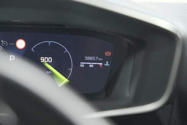 Peugeot 2008 PureTech 130 EAT8 GT | Camera | Apple Carplay | Parkeersensoren | 17 Inch Lichtmetalen Velgen