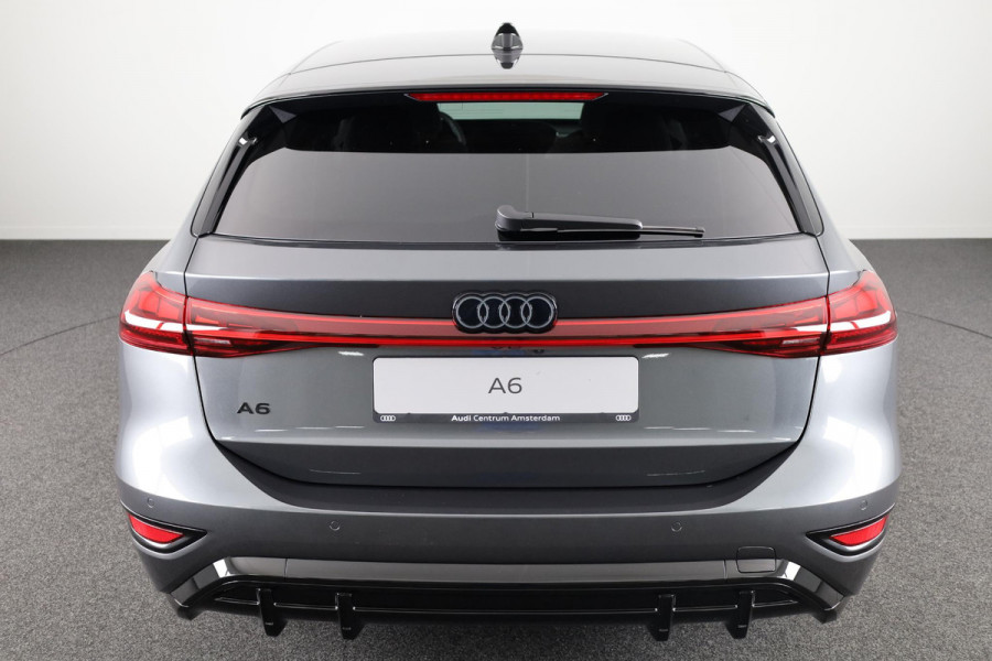 Audi A6 Avant e-tron S edition performance 100 kWh 367pk | Luchtvering | Rode Remzadels | Winterpakket | 21 inch lichtmetalen velgen