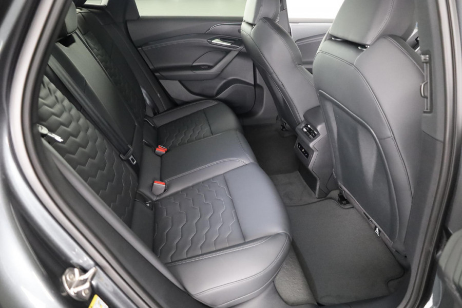 Audi A6 Avant e-tron S edition performance 100 kWh 367pk | Luchtvering | Rode Remzadels | Winterpakket | 21 inch lichtmetalen velgen