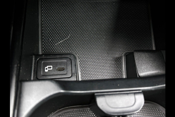 Mercedes-Benz A-Klasse 200 Progressive 7-DCT | Navigatie | Cruise Control | Lane Assist | Stoelverwarming | Stoelverwarming | LED |