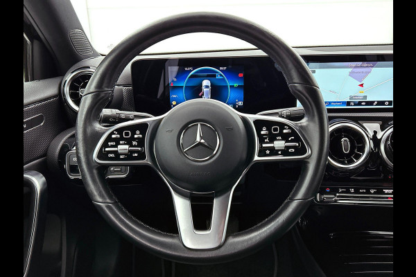 Mercedes-Benz A-Klasse 200 Progressive 7-DCT | Navigatie | Cruise Control | Lane Assist | Stoelverwarming | Stoelverwarming | LED |