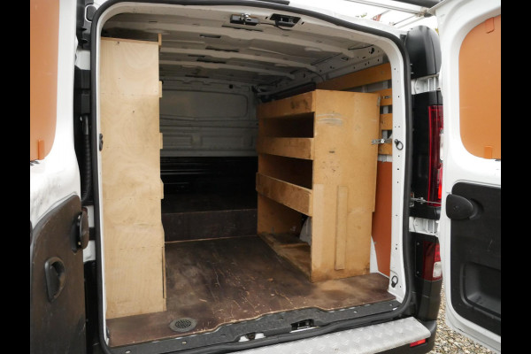 Renault Trafic 2.0 dCi 145PK, L1H1, Automaat, Airco