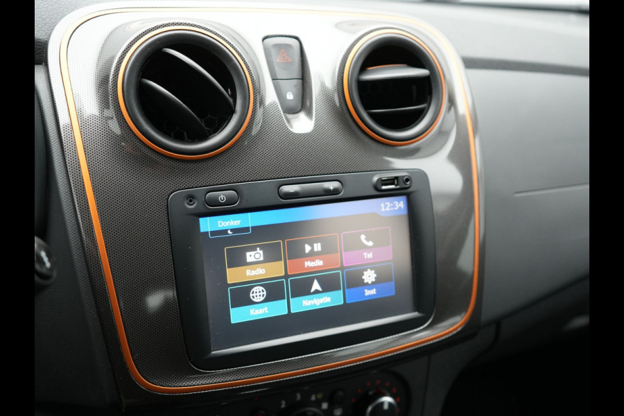 Dacia Logan MCV 0.9 TCe Stepway Automaat Dealer O.H | Trekhaak Afneembaar | Standkachel | Camera | Navi Full Map | Cruise Control |