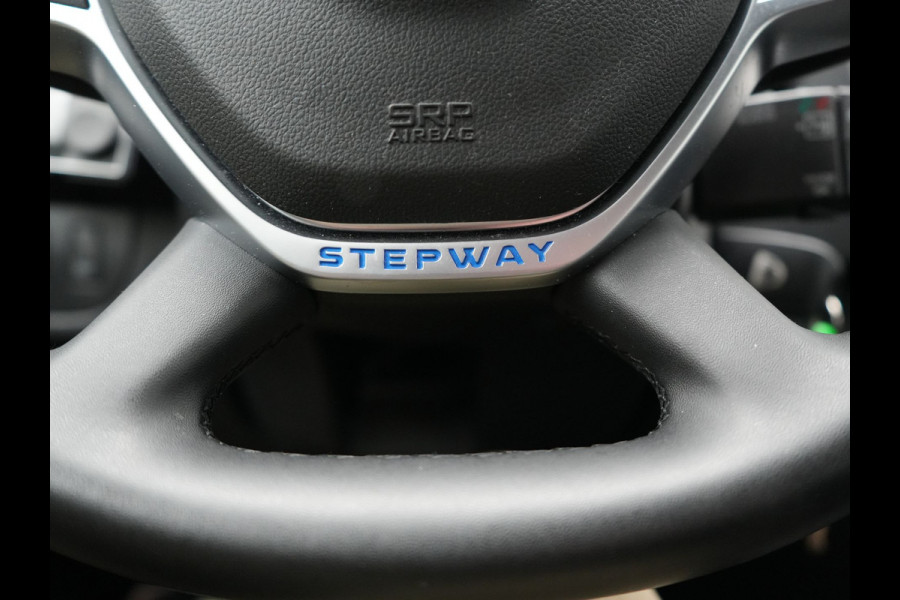 Dacia Logan MCV 0.9 TCe Stepway Automaat Dealer O.H | Trekhaak Afneembaar | Standkachel | Camera | Navi Full Map | Cruise Control |