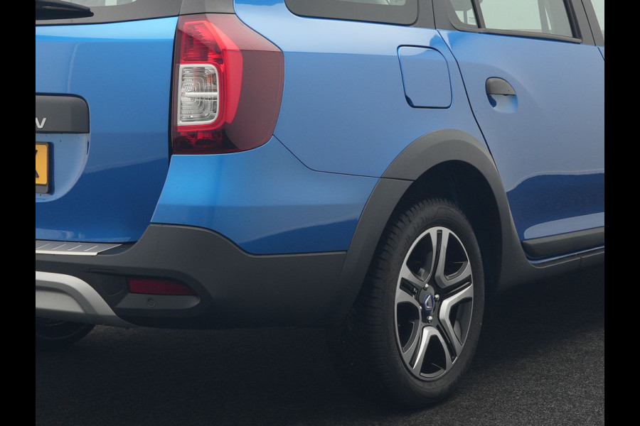 Dacia Logan MCV 0.9 TCe Stepway Automaat Dealer O.H | Trekhaak Afneembaar | Standkachel | Camera | Navi Full Map | Cruise Control |