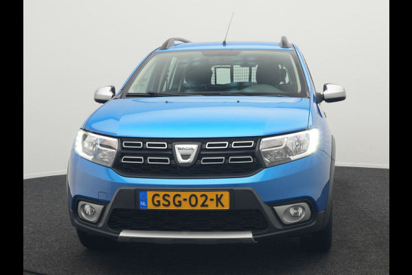 Dacia Logan MCV 0.9 TCe Stepway Automaat Dealer O.H | Trekhaak Afneembaar | Standkachel | Camera | Navi Full Map | Cruise Control |