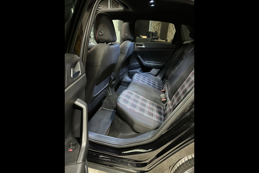 Volkswagen Polo 2.0 TSI GTI|PANO|KEYLESS|BOMVOL!