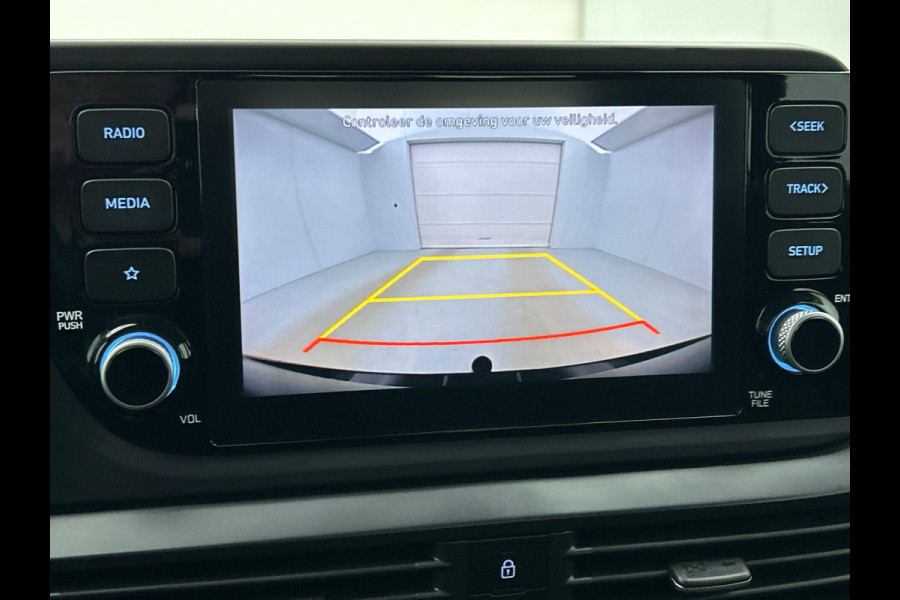Hyundai i20 1.0 T-GDI Comfort | Navigatie | Apple Carplay/ Android Auto | Camera | Stoel/Stuurverwarming  | 16 Inch Lichtmetalen Velgen | Privacy Glass | Climate Control |