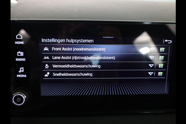 Škoda Fabia 1.0 TSI Monte Carlo 95 pk | Verlengde garantie | Navigatie via App | Parkeersensoren | Achteruitrijcamera | Stoelverwarming |