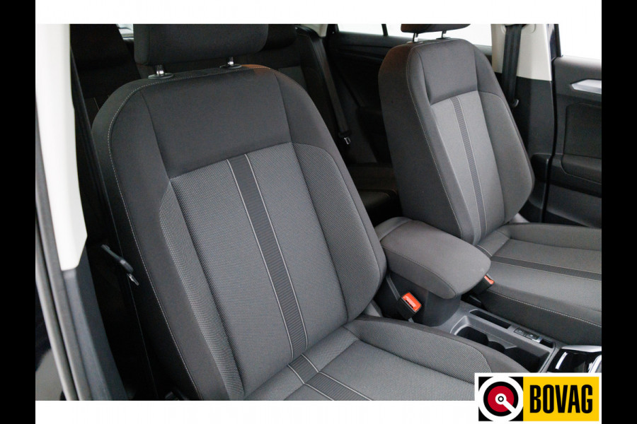 Volkswagen T-Roc 1.0 TSI 116 PK Business Edition | Stoelverw. | Apple Carplay / Android auto | PDC V+A | Automatisch inparkeren, Climate control, all season banden, extra getint glas achter