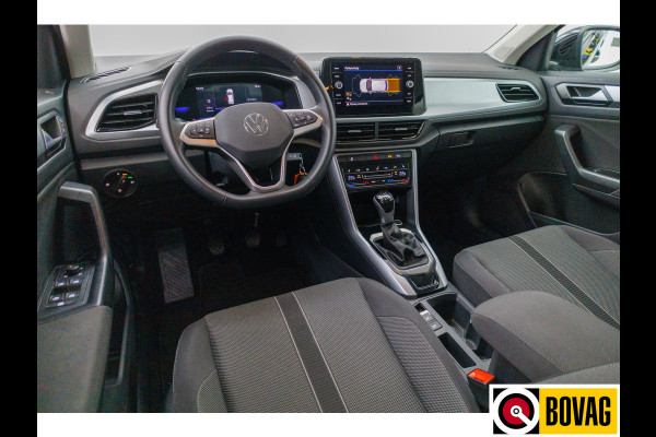 Volkswagen T-Roc 1.0 TSI 116 PK Business Edition | Stoelverw. | Apple Carplay / Android auto | PDC V+A | Automatisch inparkeren, Climate control, all season banden, extra getint glas achter