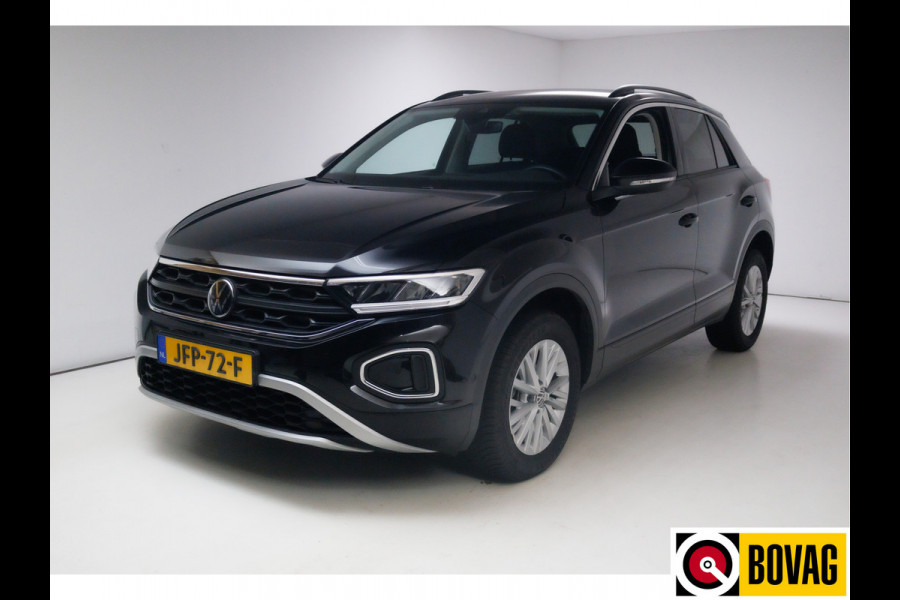 Volkswagen T-Roc 1.0 TSI 116 PK Business Edition | Stoelverw. | Apple Carplay / Android auto | PDC V+A | Automatisch inparkeren, Climate control, all season banden, extra getint glas achter