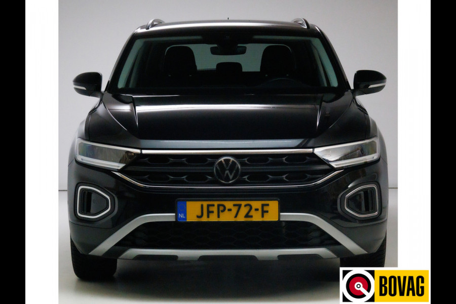 Volkswagen T-Roc 1.0 TSI 116 PK Business Edition | Stoelverw. | Apple Carplay / Android auto | PDC V+A | Automatisch inparkeren, Climate control, all season banden, extra getint glas achter