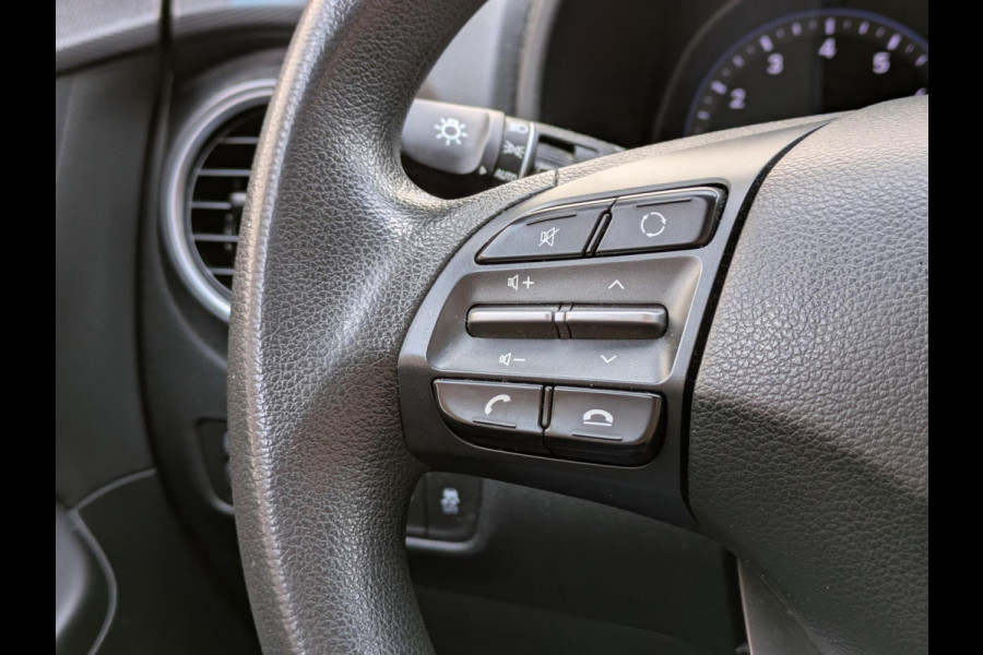 Hyundai Kona 1.0 T-GDI i-Drive 120PK|Lane-Assist|Airco|Cruise-Control Hyundai Kona 1.0 T-GDI i-Drive 120PK|Lane-Assist|Airco|Cruise-Control