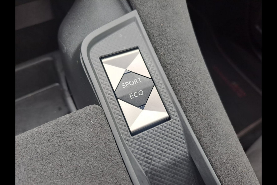 DS 7 Crossback 1.2 PureTech Executive | Automaat | Pano | Trekhaak| LED | Navi | Camera | Keyless | DS 7 Crossback 1.2 PureTech Executive | Automaat | Pano | Trekhaak| LED | Navi | Camera | Keyless |