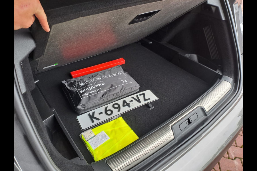DS 7 Crossback 1.2 PureTech Executive | Automaat | Pano | Trekhaak| LED | Navi | Camera | Keyless | DS 7 Crossback 1.2 PureTech Executive | Automaat | Pano | Trekhaak| LED | Navi | Camera | Keyless |