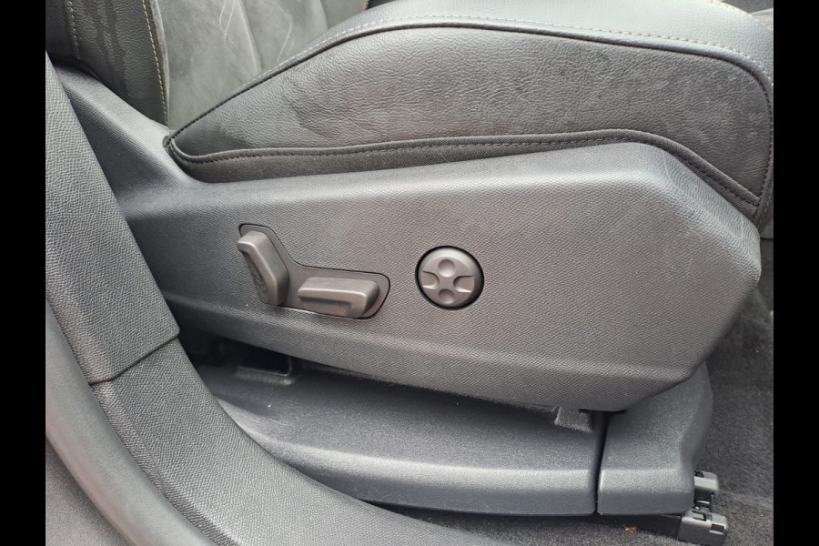 DS 7 Crossback 1.2 PureTech Executive | Automaat | Pano | Trekhaak| LED | Navi | Camera | Keyless | DS 7 Crossback 1.2 PureTech Executive | Automaat | Pano | Trekhaak| LED | Navi | Camera | Keyless |