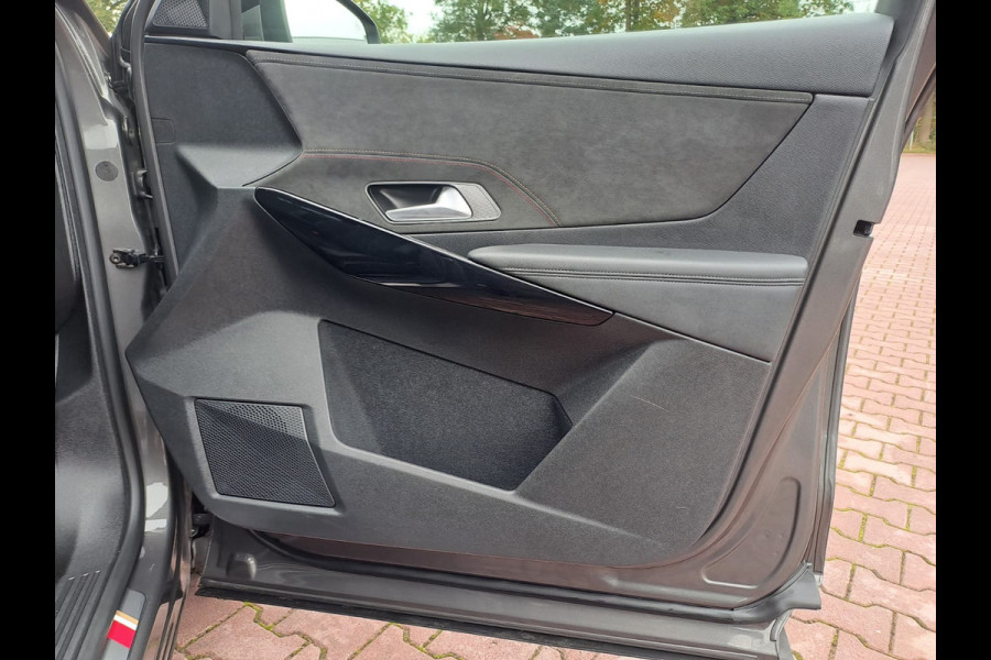 DS 7 Crossback 1.2 PureTech Executive | Automaat | Pano | Trekhaak| LED | Navi | Camera | Keyless | DS 7 Crossback 1.2 PureTech Executive | Automaat | Pano | Trekhaak| LED | Navi | Camera | Keyless |