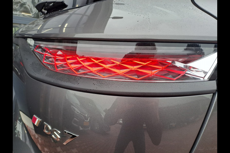 DS 7 Crossback 1.2 PureTech Executive | Automaat | Pano | Trekhaak| LED | Navi | Camera | Keyless | DS 7 Crossback 1.2 PureTech Executive | Automaat | Pano | Trekhaak| LED | Navi | Camera | Keyless |