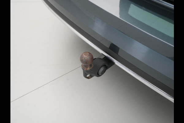 Škoda Karoq 1.5 TSI 150pk DSG Sportline Business Leer Panorama dak Trekhaak Canton