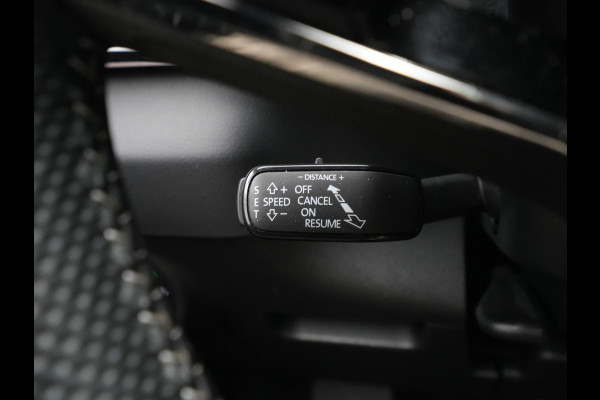 Škoda Karoq 1.5 TSI 150pk DSG Sportline Business Leer Panorama dak Trekhaak Canton