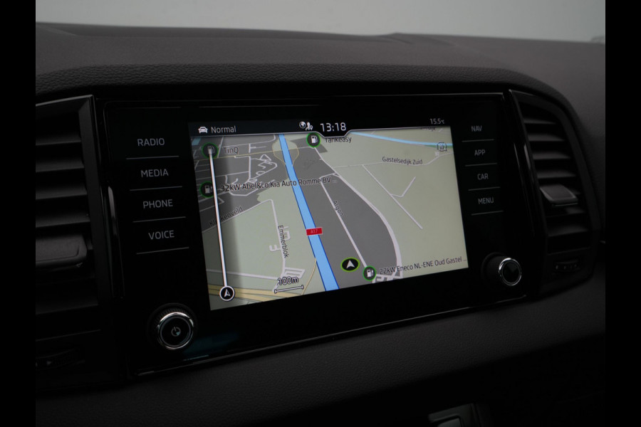 Škoda Karoq 1.5 TSI 150pk DSG Sportline Business Leer Panorama dak Trekhaak Canton