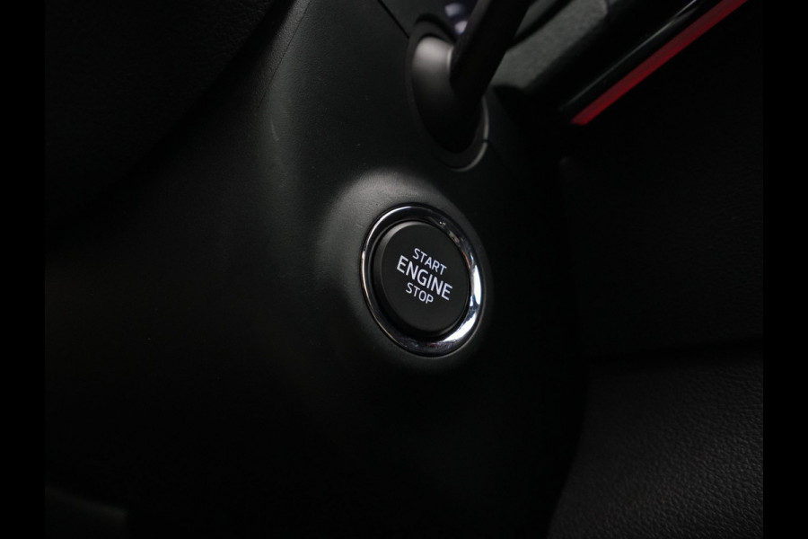 Škoda Karoq 1.5 TSI 150pk DSG Sportline Business Leer Panorama dak Trekhaak Canton