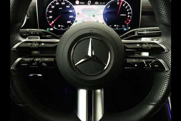 Mercedes-Benz C-Klasse 300e AMG Line | Panoramadak | Trekhaak | 360 Camera | Leder | Stoelverwarming | Adaptive cruise | Memory | Sfeerverlichting | PHEV | Plug In
