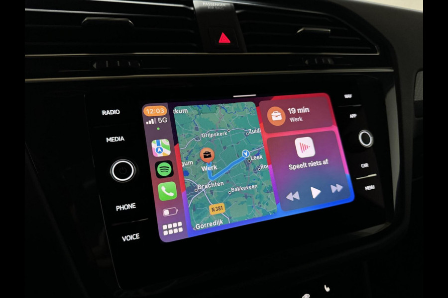 Volkswagen Tiguan 1.4 TSI eHybrid Black Style R-Line Pano Sfeer Trekh.