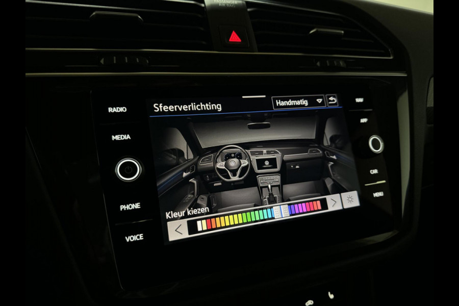 Volkswagen Tiguan 1.4 TSI eHybrid Black Style R-Line Pano Sfeer Trekh.