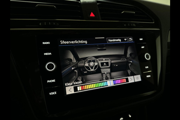 Volkswagen Tiguan 1.4 TSI eHybrid Black Style R-Line Pano Sfeer Trekh.