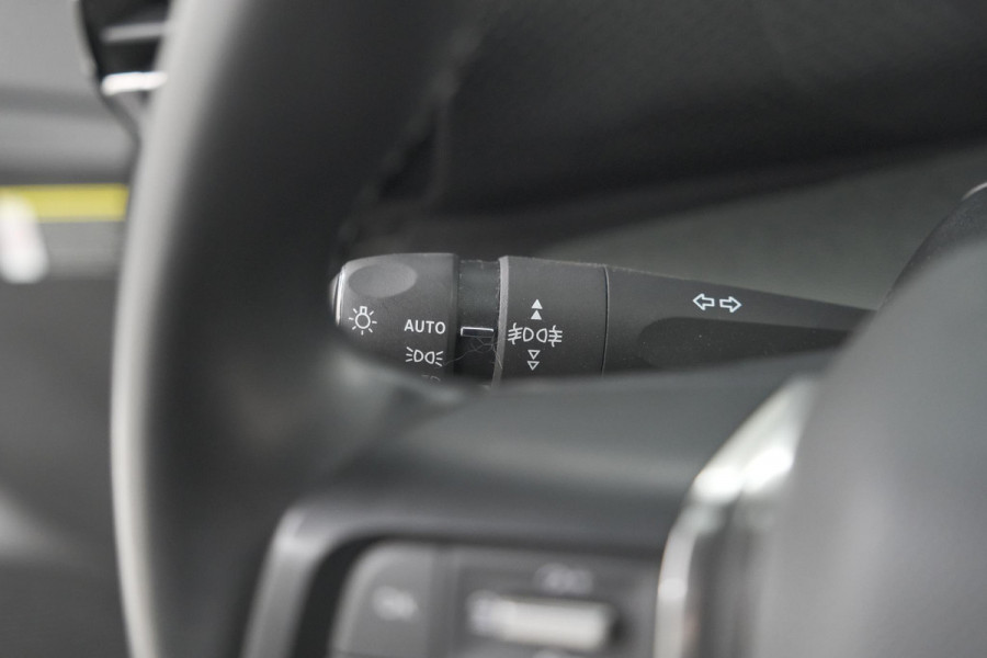 Citroën Ë-C4 Shine 50 kWh | Camera | Pack Winter | Apple Carplay | Navigatie
